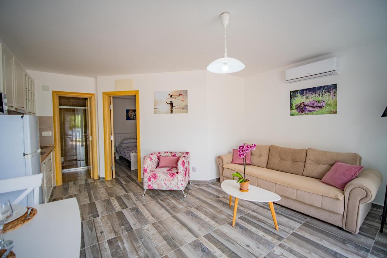 Apartments Edera Tivat Exteriér fotografie