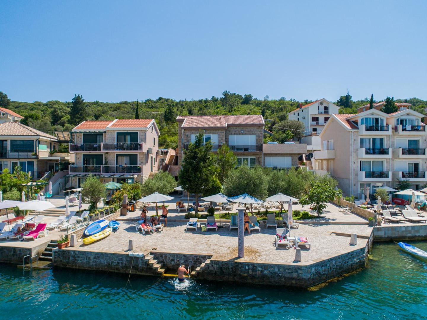 Apartments Edera Tivat Exteriér fotografie