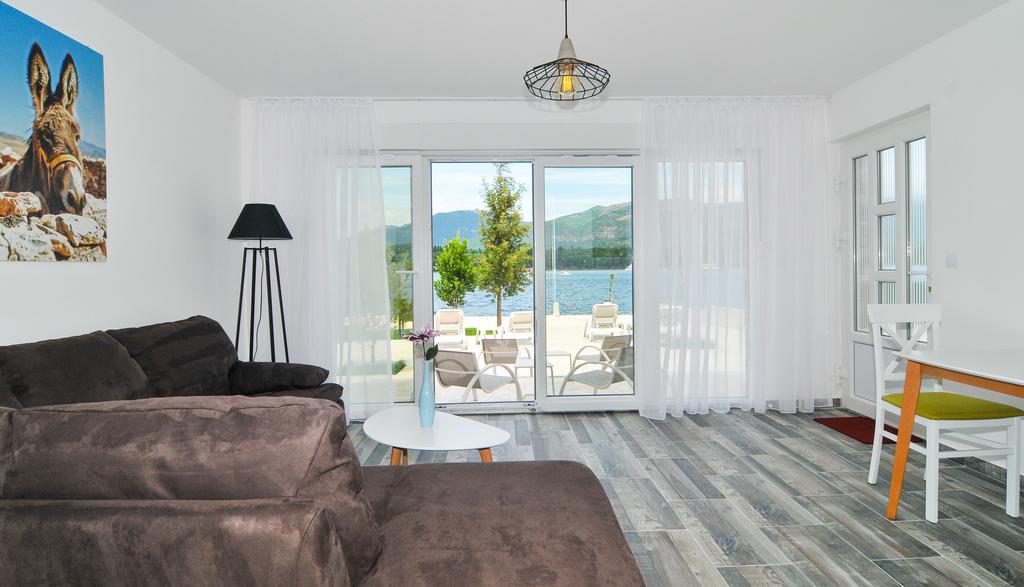 Apartments Edera Tivat Exteriér fotografie