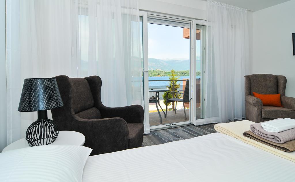 Apartments Edera Tivat Exteriér fotografie