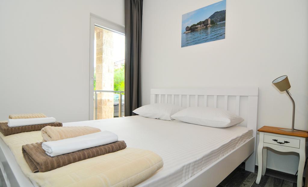 Apartments Edera Tivat Exteriér fotografie